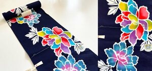 KIRUKIRU 新古品 反物「丁子染」浴衣 綿 巾35㎝ 暗めの紺地にカラフルな花びらのシャクヤク レトロ 着物 材料 素材 生地 リメイク 和裁
