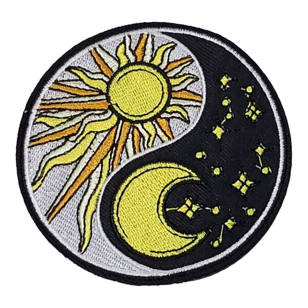 T-13【 アイロンワッペン 】月 三日月 ムーン MOON 太陽 Sun サン 勾玉 マガタマ【 刺繍ワッペン 】 刺繍ワッペン