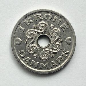 【希少品セール】デンマーク ハートデザイン 1クローネ硬貨 2006年 1枚