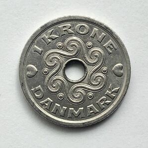 【希少品セール】デンマーク ハートデザイン 1クローネ硬貨 2006年 1枚の画像1