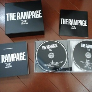 ★中古「THE RAMPAGE FROM EXILE TRIBE 写真集 CD2枚+Blu-ray2枚」ザ-ランペイジ DVDブルーレイ フォトブック付き 歌詞カード付き アルバムの画像2