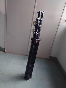 中古美品　 Manfrotto　ライトスタンド　1004JBAC 2本セット　