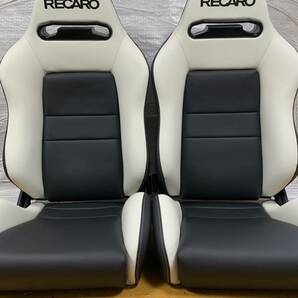 50.51.レカロ RECARO 2脚セット SR-3 黒×白フェイクレザー張り替え 張替え 張替 ホワイトシングルステッチ 片側ダイヤルの画像1