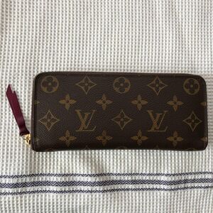 LOUIS VUITTON / ルイヴィトン ポルトフォイユ・クレマンス　フューシャ ラウンドジップ財布 M60742