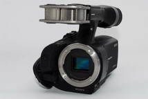 【美品】SONY レンズ交換式HDビデオカメラ Handycam VG30 ボディー NEX-VG30 #918_画像6