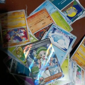 ベルのまごころは3000円～その他1枚30円 ポケモンカード