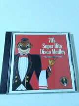 中古　国内CD　オムニバス企画盤　70's Super Hits DiscoMedley ソウル・トレイン マシン・ガン 愛がすべて ハッスル　懐かしの名曲たち_画像1