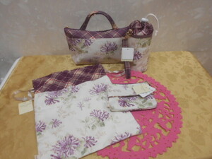 08 Laura Ashley LAURA ASHLEY* floral print Mini tote bag * tissue inserting * bottle inserting * pouch pouch! unused 