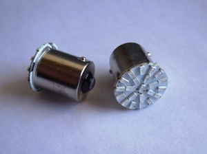 ＜LEDS07Y-005＞２個セット　21 SMD LED 小型 (８Ｗ、１０Ｗ電球置換え) ウインカー用 アンバー（黄色・オレンジ色）シングル球 BA15ｓ