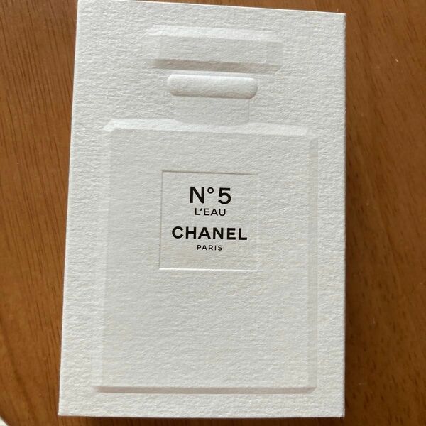 CHANEL シャネル No.5 香水の箱のみ