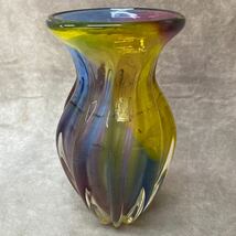 KAMEI GLASS カメイガラス 花瓶 高さ約25cm イエロー ブルー レッド オーロラ 手作り 工芸品 花器 花入 フラワーベース インテリア 希少_画像3