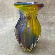 KAMEI GLASS カメイガラス 花瓶 高さ約25cm イエロー ブルー レッド オーロラ 手作り 工芸品 花器 花入 フラワーベース インテリア 希少_画像10