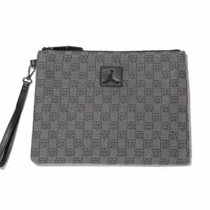 Nike Jordan Monogram Pouch Dark Smoke Grey ナイキ ジョーダン モノグラム ポーチ 