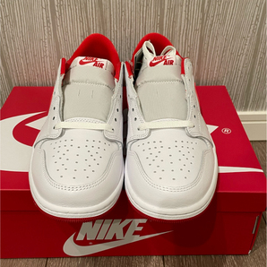 US10 28 NIKE AIR JORDAN 1 LOW OG WHITE AND UNIVERSITY RED CZ0790-161 jordan4 BRED Travis Scott OFF WHITE 未使用の画像3