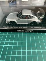 ポルシェ 911 GT2 Evo. 1995 （シルバー） KYOSYO/MINICHAMPS 20th ANNIVERSARY （1/43スケール MINICHAMPS 433986794）_画像1
