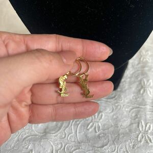 【#sk】【美品】Yves Saint Laurent ゴールドピアス YSLロゴ イヴサンローラン アクセサリー