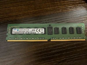 samsung 8GB 1Rx4 PC4-2133P メモリー　1枚