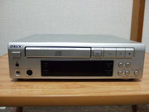 SONY　COMPACT DISC PLAYER　CDP-A39