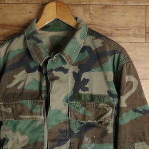 ％4T/R3.18-1 90s 米軍実物 US ARMY ウッドランドカモ リップストップ フィールドジャケット 迷彩 ミリタリージャケットの画像2