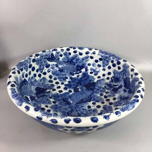 3~DM6152 中国磁器 人間国宝 陶芸 磁器『青花海水魚藻紋聚宝盆』施釉陶 古代工芸品 陶芸 精美彫 置物 收藏品