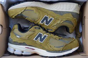 New Balance 2002R Protection Pack "High Desert/Dark Moss-Black"