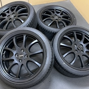 ホイール付タイヤ４本セット MINI COOPER SCHWARZ BLACK 7J×18EH2ET52 PCD100 205/40/18 BRIDGESTONE POTENZA タイヤは良好な状態の画像1