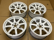 中古ホイール４本セットDHS 111 RACING スーパーホワイト 17×7.5JJ+48 PCD100 中古ホイール４本セット　DHS RACING 17×7.5JJ+48 PCD100_画像5