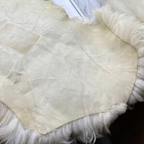 【1円スタート】ムートンラグ 約90cm×60cm 羊革 ラムスキン ラグマット 絨毯 カーペット 毛皮 敷物 DM0326Nの画像7