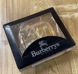 Burberry　バーバリー　ベルト用　バックルのみ　ゴールドカラー　ピン式　未使用　１個　トップ式　中古　１個　　札幌発