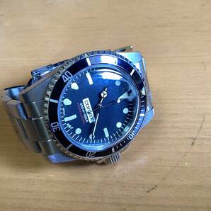 【美品】SEIKO製NH35 ノンデイト腕時計カスタムウオッチ 自動巻き ハック機能の画像2