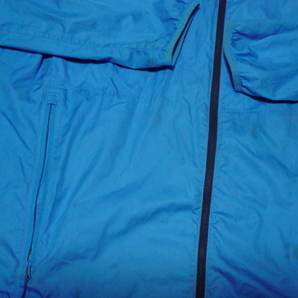 中古：Mountain Hardwear：マウンテンハードウェア：ナイロンジャケット：Lサイズ：OM6459:青系色 の画像4