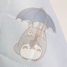 となりのトトロ 雨の日に ヒンヤリ敷きパッド 寝具 布団 ベッド インテリア サマー 暑さ対策_画像3