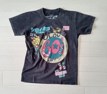 新品 *KIDS【Tシャツ】Lサイズ Shiroi Neko シロイネコ ストリートファッション Rock 60`s パンク ロック プリントTEE ＼オシャレです／_画像1