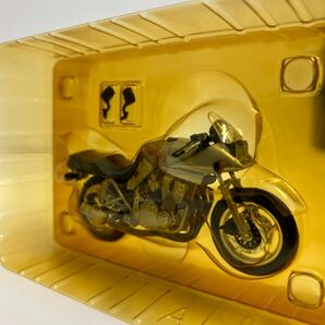 アオシマ 1/24 少年マガジン バリバリ伝説 聖秀吉 カタナ 750 SUZUKI GSX KATANA スズキ 秀吉 旧車 カスタムバイクコレクション ミニカーの画像6