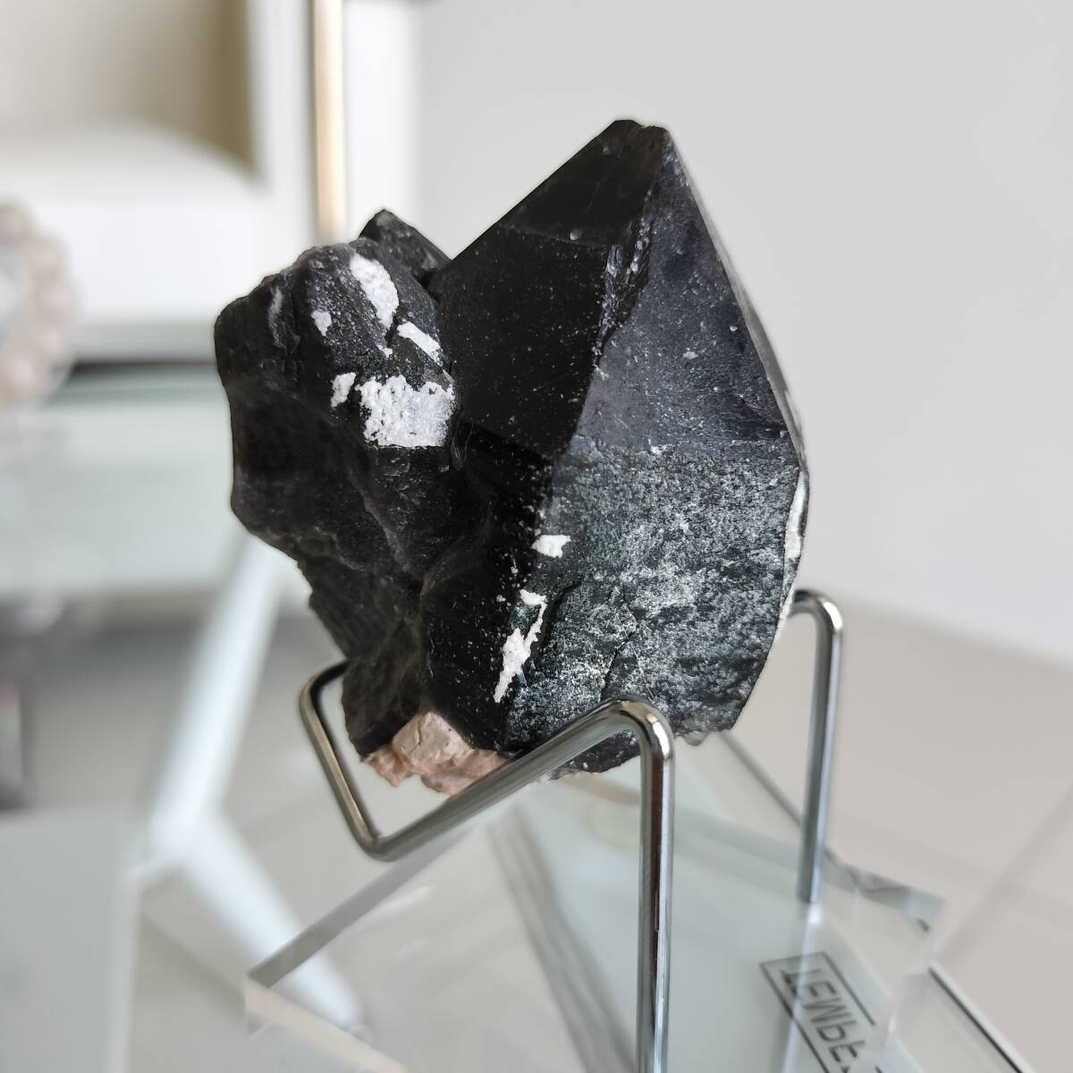 Highest quality Morion = Black Quartz [YhUW] Raw Stone from Shandong Province, China Interior with pedestal Amulet, Handmade items, interior, miscellaneous goods, ornament, object
