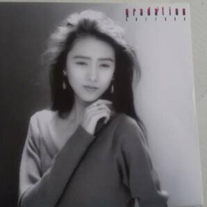 工藤静香 アナログ 「グラデイション」1988年盤 LPレコード ポートレート付 gradation ゆうパック無料の画像3