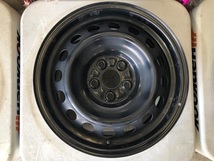 中古【純正品】カローラスポーツ純正スチールホイール　15×6.0J 100-5H +40 ハブ径54mm　1本のみ！　スペア用などに！！_画像2