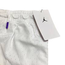 未使用 ジョーダン JORDAN NIKE ナイキ キッズ 子供服 ハーフパンツ 女の子 男の子 ホワイト×パープル バスケパンツ Sサイズ 130cm_画像5