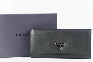 【新品同様・未使用】PRADA プラダ サフィアーノレザー 二つ折り長財布 ブラック ブランドウォレット 小物【QH85】