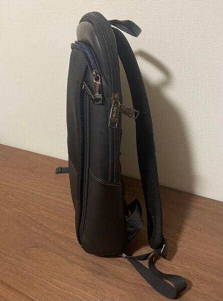 BOPAI の薄型ビジネスリュック 電車対応