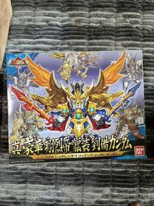 SDガンダム 三国伝　真豪華翔烈帝　龍装劉備ガンダム