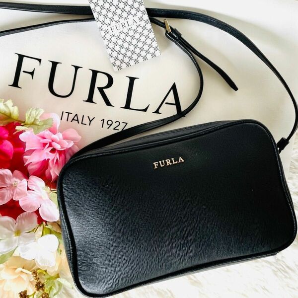 美品★FURLA フルラ リリー ショルダーバッグ ブラック 黒 ダブルジップ カメラバッグ ポシェット クロスボディ レザー