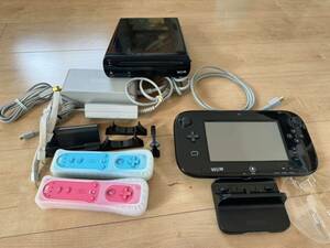 ☆Wii Uの本体・付属品セット出品　一応動作確認しましたが古いのでジャンク扱い☆