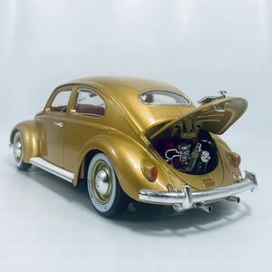 イタリア生産モデル ビンテージ burago ブラーゴ 1/18 1955年式 VW ビートル オーバルウインドウ コンチネンタル ホワイトリボンタイヤ