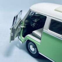 絶版品 YATMING 1/18 1962年型 Volkswagen フォルクスワーゲンType 2 マイクロバス 11ウインドウ キャンバストップ_画像5