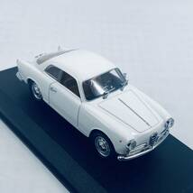 外箱無し ビンテージ物 C.D.C DETAIL CARS 1/43 ALFA ROMEO GIULIETTA SPRINT アルファロメオ ジュリエッタ スプリント ホワイト_画像7