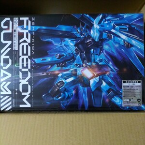 【未開封】フリーダムガンダム ポラライズドクリア　西川貴教 小室哲哉 FREEDOM 限定 ガンダムSEEDFREEDOM CD　キラ・ヤマト