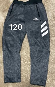 adidas キッズジャージ　120サイズ