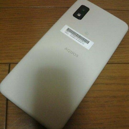 AQUOS wish アイボリー 4GB 64GB ワイモバイル A104SH