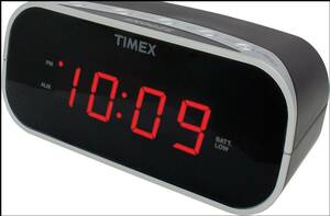 TIMEX Alarm Clock、Snooze機能付き